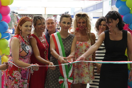 Sanremo: al via il MOAC, la mostra mercato dell'artigianato protagonista con oltre 200 espositori, le foto dell'inaugurazione Sanremo: al via il MOAC, la mostra mercato dell'artigianato protagonista con oltre 200 espositori, le foto dell'inaugurazione