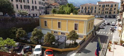 Ventimiglia, l'ex Aci verrà riqualificato: sarà un polo commerciale dedicato al food & beverage (Foto) Ventimiglia, l'ex Aci verrà riqualificato: sarà un polo commerciale dedicato al food & beverage (Foto)