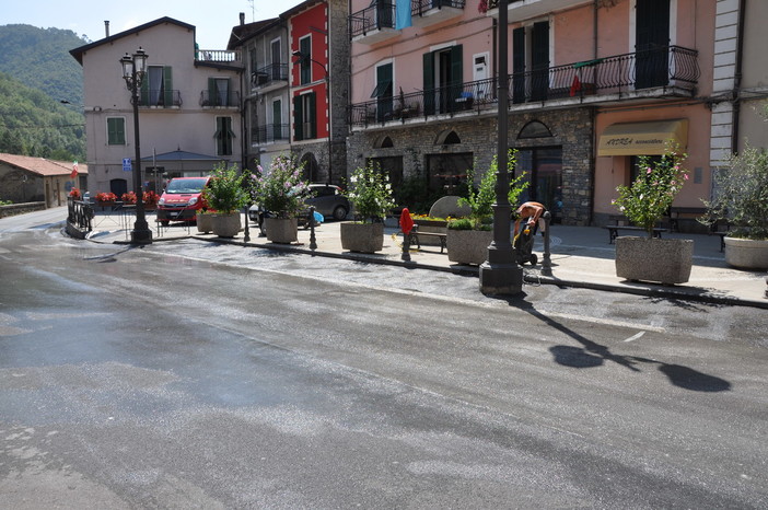Isolabona: protesta per le troppe multe, la replica di un gruppo di residenti al sindaco Veziano Isolabona: protesta per le troppe multe, la replica di un gruppo di residenti al sindaco Veziano