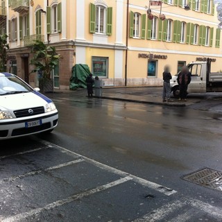 Sanremo: donna investita da un camion in retromarcia, ha rifiutato il trasporto in Ospedale Sanremo: donna investita da un camion in retromarcia, ha rifiutato il trasporto in Ospedale