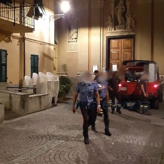 Badalucco: principio d'incendio in un appartamento, mobilitazione di soccorsi in piazza della Madonna