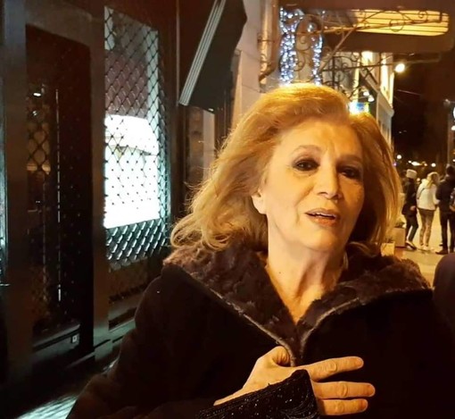 #Sanremo2019, Iva Zanicchi e la sua voglia di Festival: "Amo tutto ciò che riguarda la città" (VIDEO) #Sanremo2019, Iva Zanicchi e la sua voglia di Festival: "Amo tutto ciò che riguarda la città" (VIDEO)