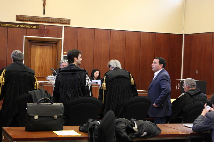 Sanremo: appalti per il caffè e tentata estorsione, Ingrasciotta fuori dall'aula "Questo processo è tutta una montatura!"