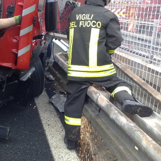Incidente stradale tra Sanremo e Taggia sulla A10: intervento di Vvf e 118, automobilista lievemente ferito