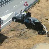 Incidenti stradali in Liguria: Imperia registra 986 sinistri nel 2023, con 13 morti e 1.216 feriti Incidenti stradali in Liguria: Imperia registra 986 sinistri nel 2023, con 13 morti e 1.216 feriti