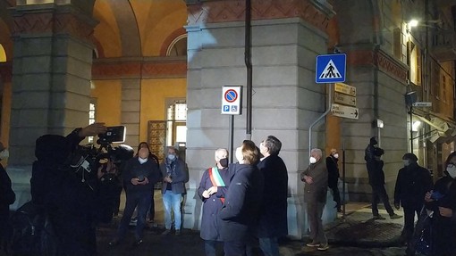 Imperia: restyling del centro di Oneglia, Scajola "Ipotesi allargamento via Agnesi per viabilità alternativa, inizio pedonalizzazione dell'area" Imperia: restyling del centro di Oneglia, Scajola "Ipotesi allargamento via Agnesi per viabilità alternativa, inizio pedonalizzazione dell'area"