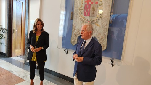 Imperia, vertice in Comune per i finanziamenti dell'Aurelia bis: il sindaco Scajola incontra l'onorevole Paita Imperia, vertice in Comune per i finanziamenti dell'Aurelia bis: il sindaco Scajola incontra l'onorevole Paita