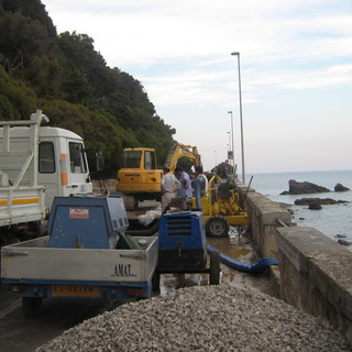 Imperia: rottura di una condotta del Roya alla Galeazza, operai al lavoro, sospesa l'erogazione nel dianese