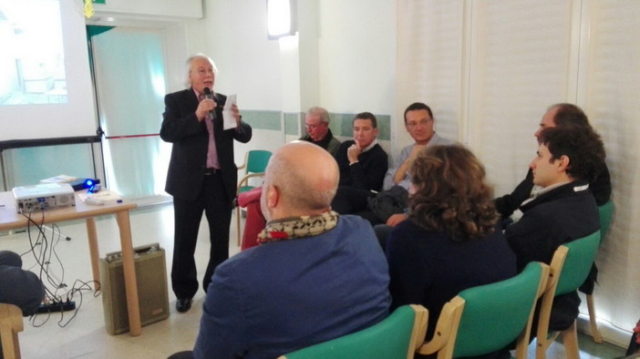 Sanremo: successo per il primo incontro della rassegna 'Le Nostre Radici e il Nostro Territorio' Sanremo: successo per il primo incontro della rassegna 'Le Nostre Radici e il Nostro Territorio'