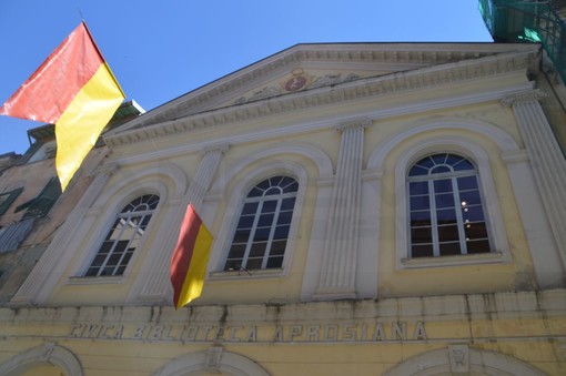 Conferenza del Senatore Luciano Lorenzi alla Biblioteca Aprosiana di Ventimiglia