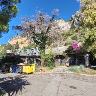 Ventimiglia, Scullino: "Manufatti comunali e demaniali abbandonati ai Balzi Rossi"