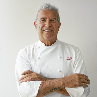 Lo chef Igles Corelli