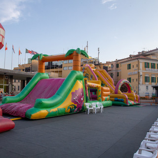 I gonfiabili di piazza Colombo
