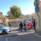 Incidente con il monopattino: scattano i soccorsi al confine tra Bordighera e Vallecrosia al Mare (Foto) Incidente con il monopattino: scattano i soccorsi al confine tra Bordighera e Vallecrosia al Mare (Foto)