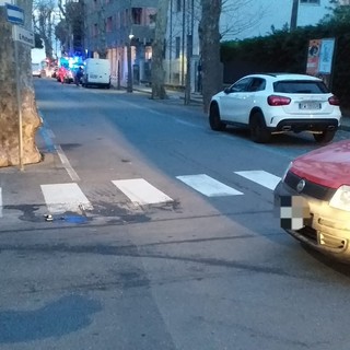 Diano Marina, auto travolge ciclista: ferito un anziano. Trasportato con l'elisoccorso al Santa Corona (Foto) Diano Marina, auto travolge ciclista: ferito un anziano. Trasportato con l'elisoccorso al Santa Corona (Foto)
