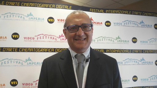 Imperia: parte il crownfunding per il VideoFestival 2018, tra i donatori spunta anche l’assessore al Bilancio Abbo “Contributo personale” Imperia: parte il crownfunding per il VideoFestival 2018, tra i donatori spunta anche l’assessore al Bilancio Abbo “Contributo personale”