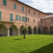 Prima rassegna del libro intemelio nel Chiostro Sant’Agostino di Ventimiglia Prima rassegna del libro intemelio nel Chiostro Sant’Agostino di Ventimiglia