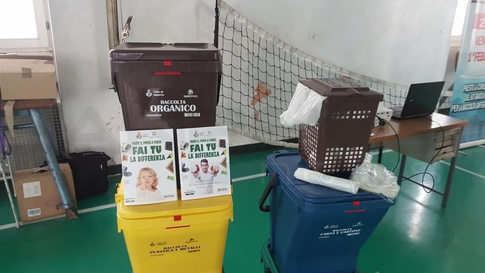 La Confesercenti chiede una proroga per il servizio di raccolta porta a porta, il Sindaco conferma “Si parte domani”