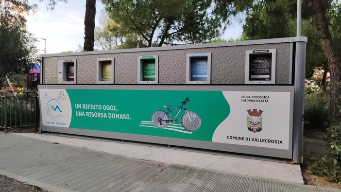 Vallecrosia, disagi alla consegna dei kit per la raccolta differenziata: cambia il metodo di distribuzione Vallecrosia, disagi alla consegna dei kit per la raccolta differenziata: cambia il metodo di distribuzione