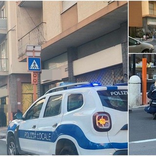 Bordighera, investito sulle strisce pedonali: mobilitazione di soccorsi in via Vittorio Emanuele II (Foto) Bordighera, investito sulle strisce pedonali: mobilitazione di soccorsi in via Vittorio Emanuele II (Foto)
