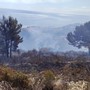 Incendio a Camporosso, Gibelli: "Situazione prontamente contenuta e riportata sotto controllo" (Foto)