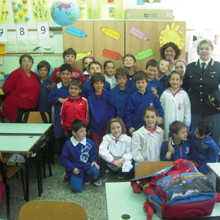 Incontro con la polizia di stato alla scuola primaria di Airole sul tema del bullismo