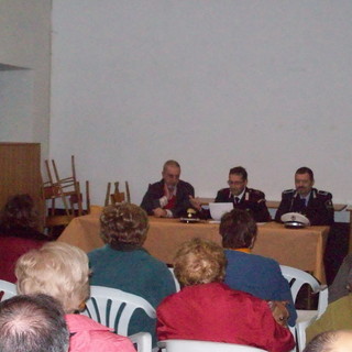 Triora: il resoconto dell'incontro contro le truffe organizzato dal Comandante della Stazione dei Carabinieri
