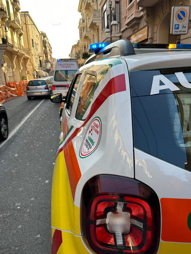 Bordighera: grave incidente in centro città, 60enne colto da malore alla guida della sua auto
