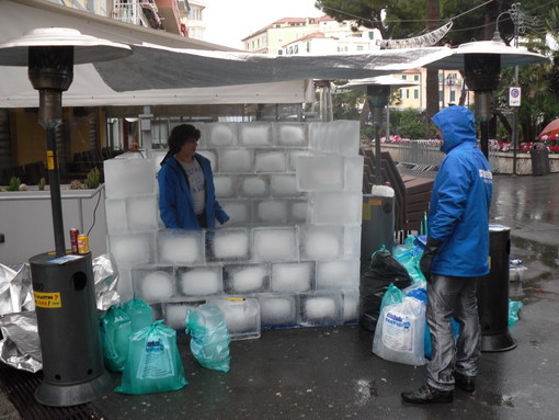 Sanremo: fino a domenica suggestivo igloo al Big Ben di Piazza Bresca