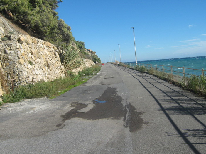 Imperia: differenze di percorrenza tra Capo Berta e Incompiuta, le riflessioni di un lettore Imperia: differenze di percorrenza tra Capo Berta e Incompiuta, le riflessioni di un lettore