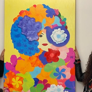 L’assessore Silviana Ormea con l’artista Houda Bakkali L’assessore Silviana Ormea con l’artista Houda Bakkali