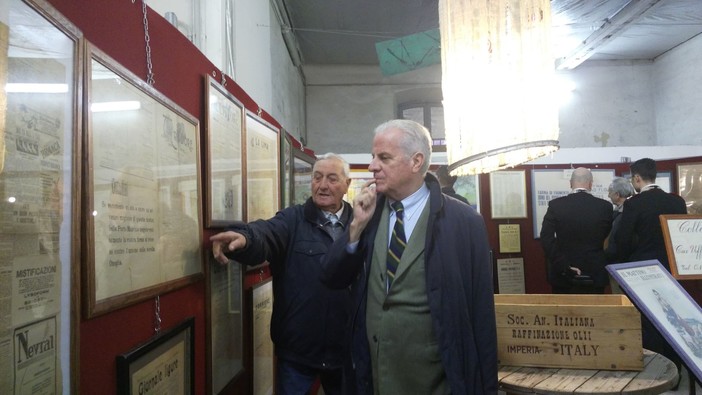 Imperia: '11 comuni - una città', inaugurata all'ex Salso la mostra promossa dal Comitato San Giovanni (foto e video)