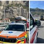 Ventimiglia, auto finisce contro il guard rail: mobilitazione di soccorsi in autostrada (Foto) Ventimiglia, auto finisce contro il guard rail: mobilitazione di soccorsi in autostrada (Foto)