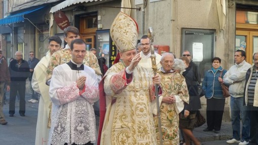 Sabato prossimo il Vescovo Olivieri celebra il 50° anniversario della sua ordinazione sacerdotale Sabato prossimo il Vescovo Olivieri celebra il 50° anniversario della sua ordinazione sacerdotale