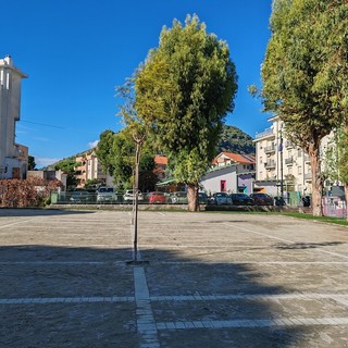 Nuovo parcheggio in piazza D'Armi, SìAmo Camporosso: "Persi quindici posti auto" (Foto)