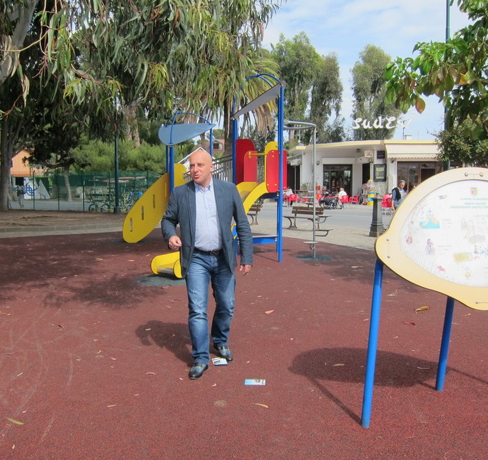 Sanremo: dopo l'inaugurazione dei giochi al Sud-Est, anche Baragallo chiede un intervento Sanremo: dopo l'inaugurazione dei giochi al Sud-Est, anche Baragallo chiede un intervento