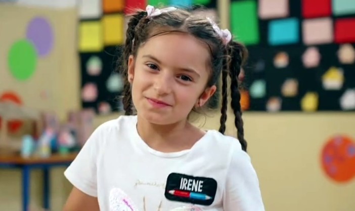 Imperia, la piccola Irene Parisi "maestrina" di 'Back to School': stasera su Italia 1 parte il nuovo format dei vip alle elementari (foto)