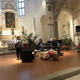 Cervo: Eric Minetto protagonista del settimo appuntamento di “Cervo in blu… d’inchiostro”