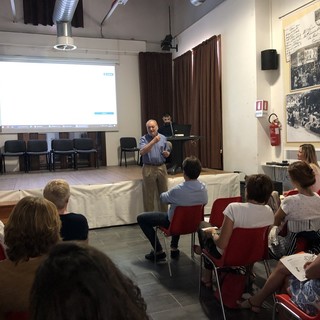 Tassa di soggiorno ad Ospedaletti, istruzioni per l’uso. Il sindaco Cimiotti e l'assessore Brugger hanno risposto ai dubbi degli operatori (Foto e Video)