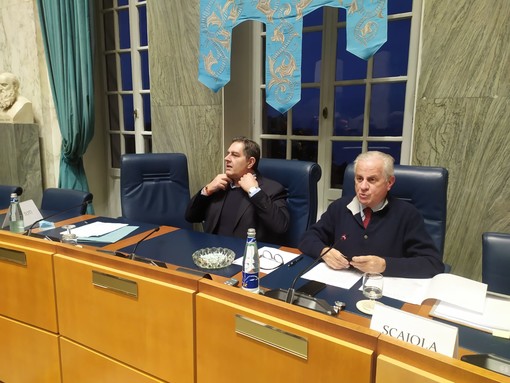 Imperia, sinergia tra Comune e Regione per le opere pubbliche. Scajola: "Condivisione di intenti per il nuovo tubo del Roya e l'ex fabbrica Agnesi" (Foto e video) Imperia, sinergia tra Comune e Regione per le opere pubbliche. Scajola: "Condivisione di intenti per il nuovo tubo del Roya e l'ex fabbrica Agnesi" (Foto e video)