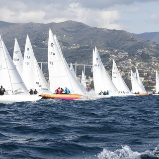 Vela: spettacolo Dragoni questo fine settimana allo Yacht Club Sanremo