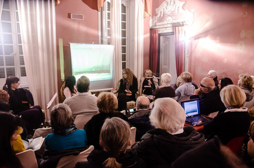 Cervo: successo di partecipanti per l'incontro/conferenza con la scrittrice Melania Mazzucco (foto)