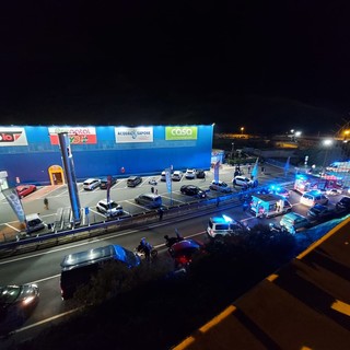 Imperia: scontro frontale tra due auto sulla Statale 28, muore un uomo di 56 anni (Foto e Video)