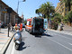 Sanremo: incidente in corso Matuzia, frena bruscamente per evitare un'auto ma finisce a terra con lo scooter