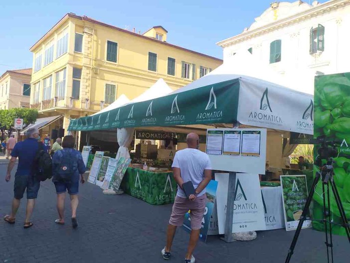 Il Premio Aromatica al bartender Andrea Benvegna: Lupi: "Erbe aromatiche alimentari, settore estremamente significativo e performante"