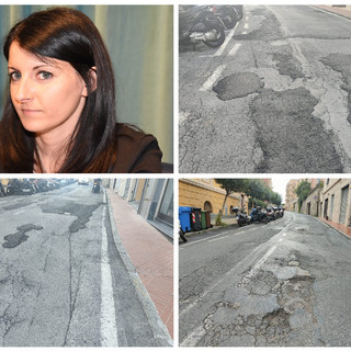 Imperia, asfalto gruviera in via Saffi. I commercianti: "Fatti i soliti tapulli, ma i rattoppi si stanno già sbriciolando ed è più pericoloso di prima" (Foto) Imperia, asfalto gruviera in via Saffi. I commercianti: "Fatti i soliti tapulli, ma i rattoppi si stanno già sbriciolando ed è più pericoloso di prima" (Foto)
