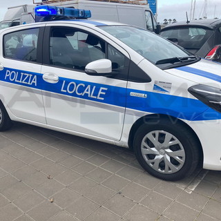 Controlli anti-covid, donna sanremese multata per violazione della zona rossa: "Devo andare a Imperia ad una festa di compleanno" Controlli anti-covid, donna sanremese multata per violazione della zona rossa: "Devo andare a Imperia ad una festa di compleanno"