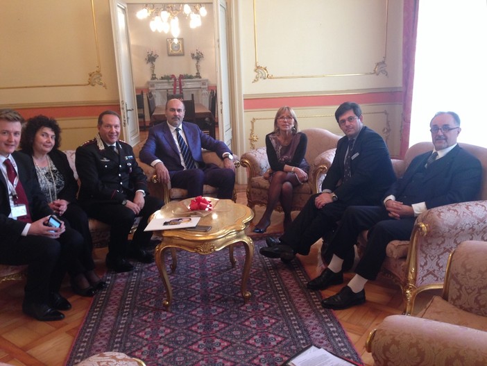 Imperia: il Prefetto Silvana Tizzano ha incontrato il neo eletto Prefetto del Dipartimento delle Alpi Marittime, Georges Francois Leclerc Imperia: il Prefetto Silvana Tizzano ha incontrato il neo eletto Prefetto del Dipartimento delle Alpi Marittime, Georges Francois Leclerc