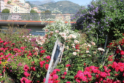 Nelle foto il cosiddetto 'Giardino delle Rose' poi smantellato