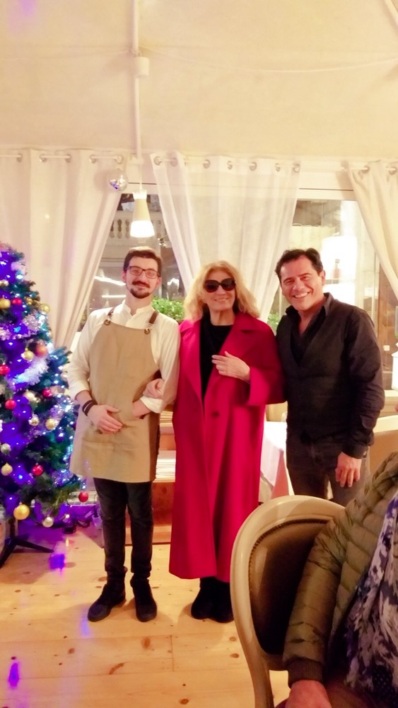 Sanremo: Iva Zanicchi ieri sera ospite del ristorante Buena Vista di corso Inglesi